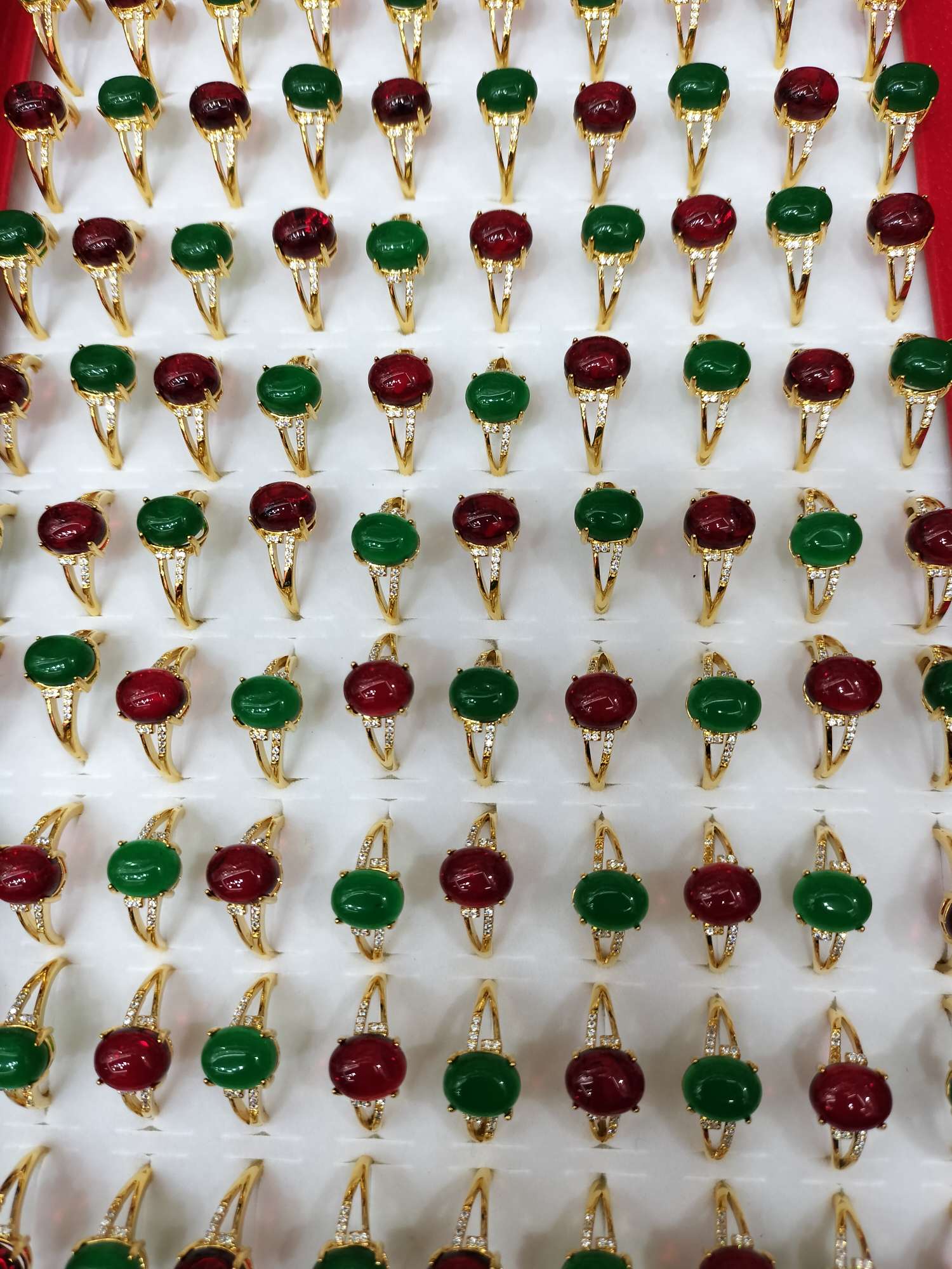 One-stop purchase of high-end jewelry and accessories Application Scenario