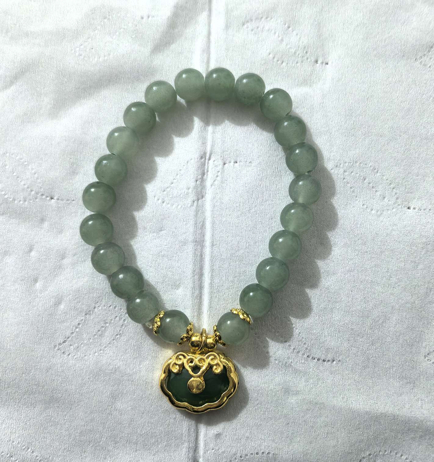 仿水晶手串 精致手饰 时尚饰品 佩戴舒适 手工制作 精美手串礼品