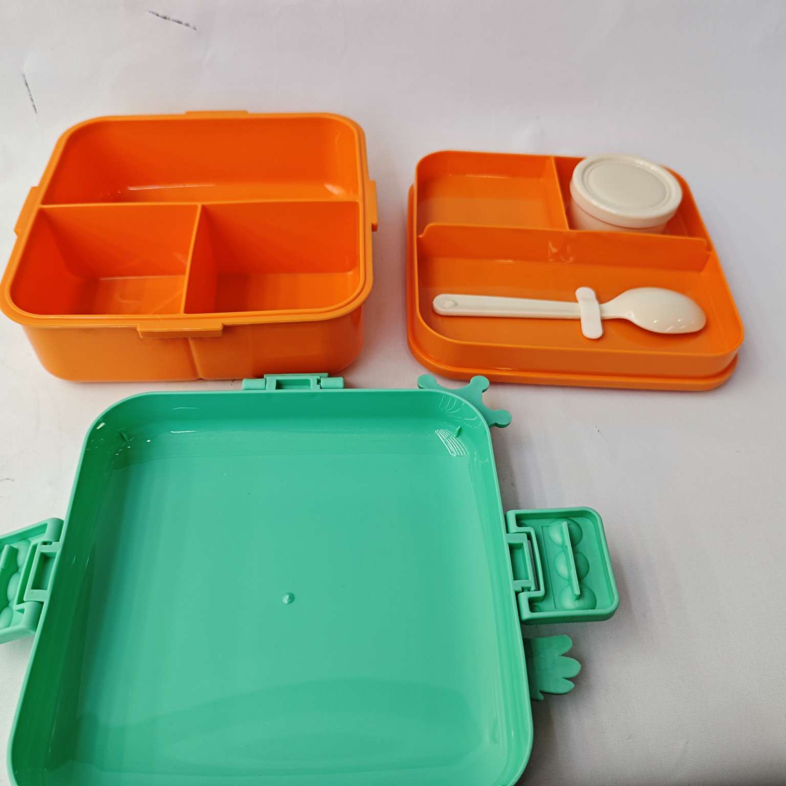 保鲜盒、饭盒实物图