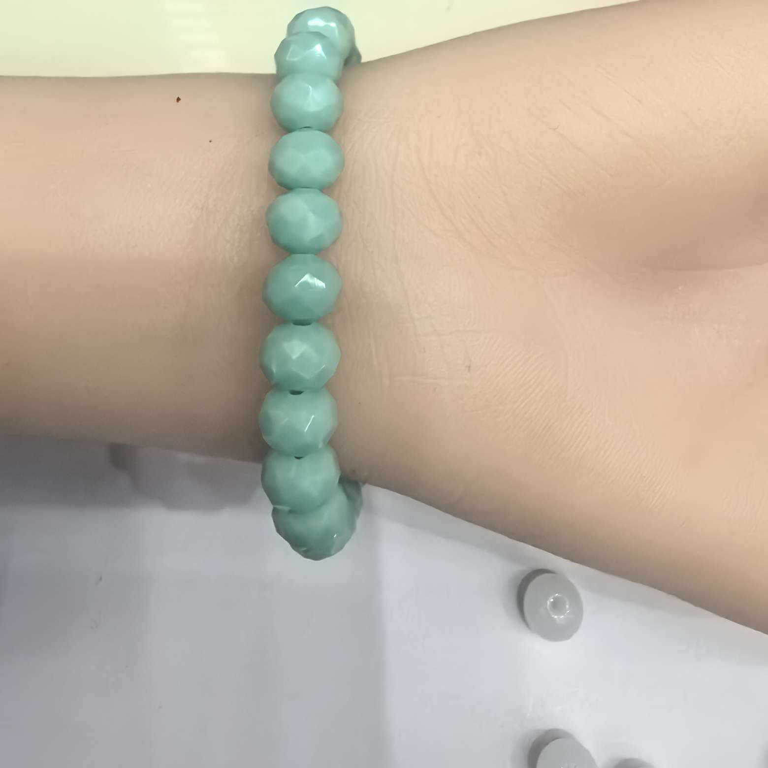 Imitation crystal faceted disc bead bracelet, cut flat bead bracelet, fashionable and fresh women's crystal jewelry manufacturer wholesale wheel beads detail image 2