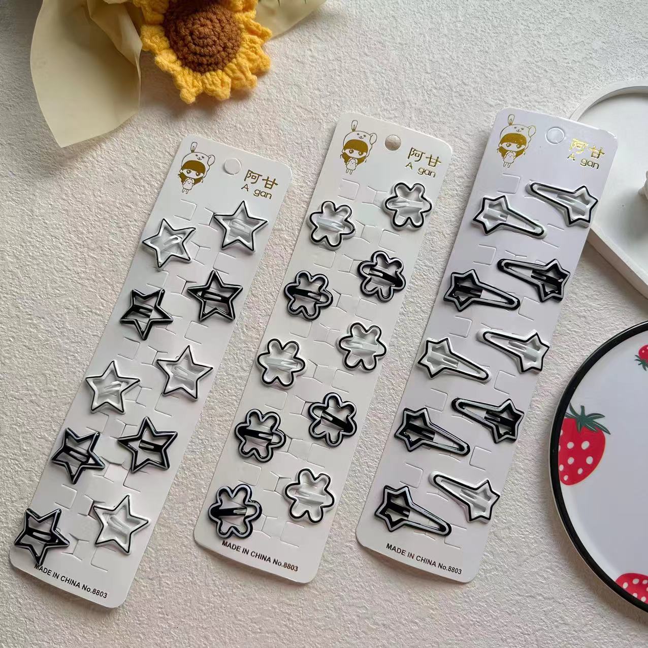 新款黑白滴油条纹星星夹花朵小发夹10个一卡混批女童刘海碎发夹个性头饰工厂直销外贸详情图4