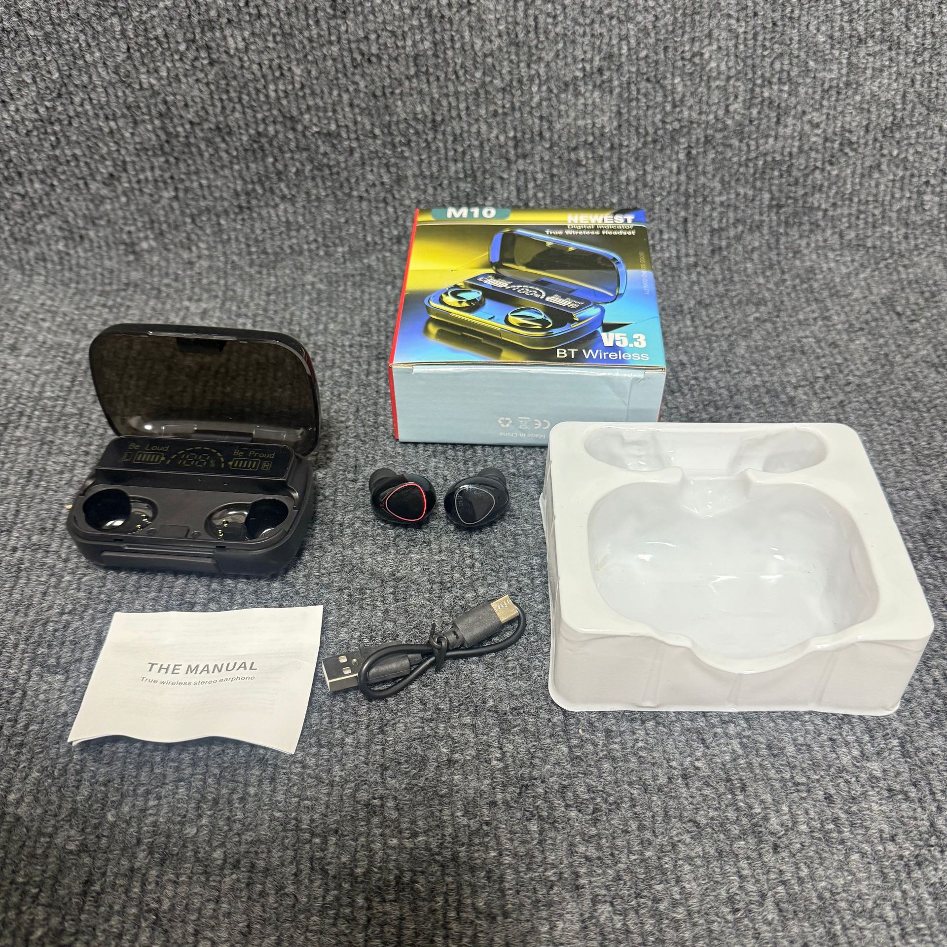 蓝牙耳机实物图