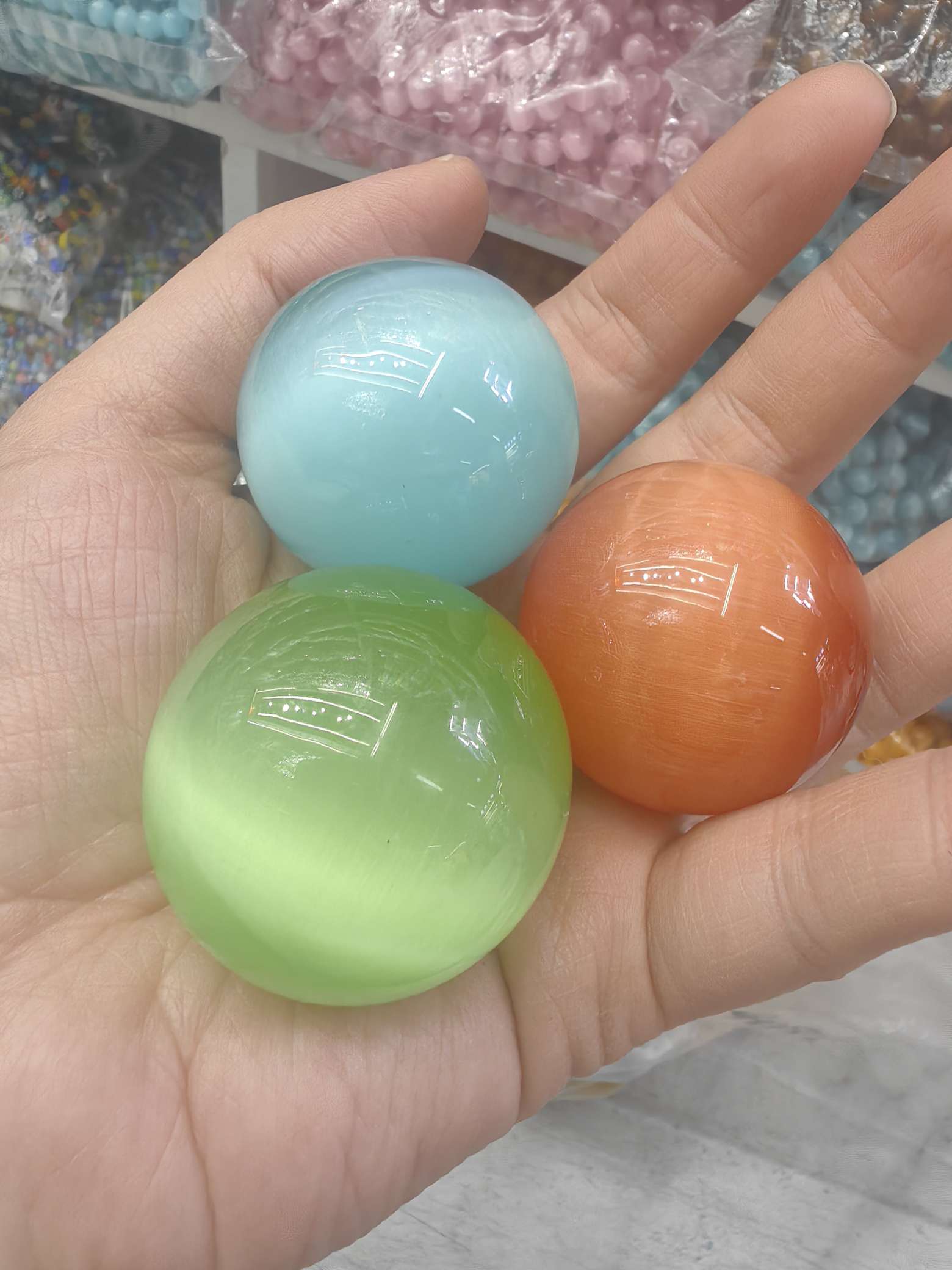 玻璃工艺品实物图