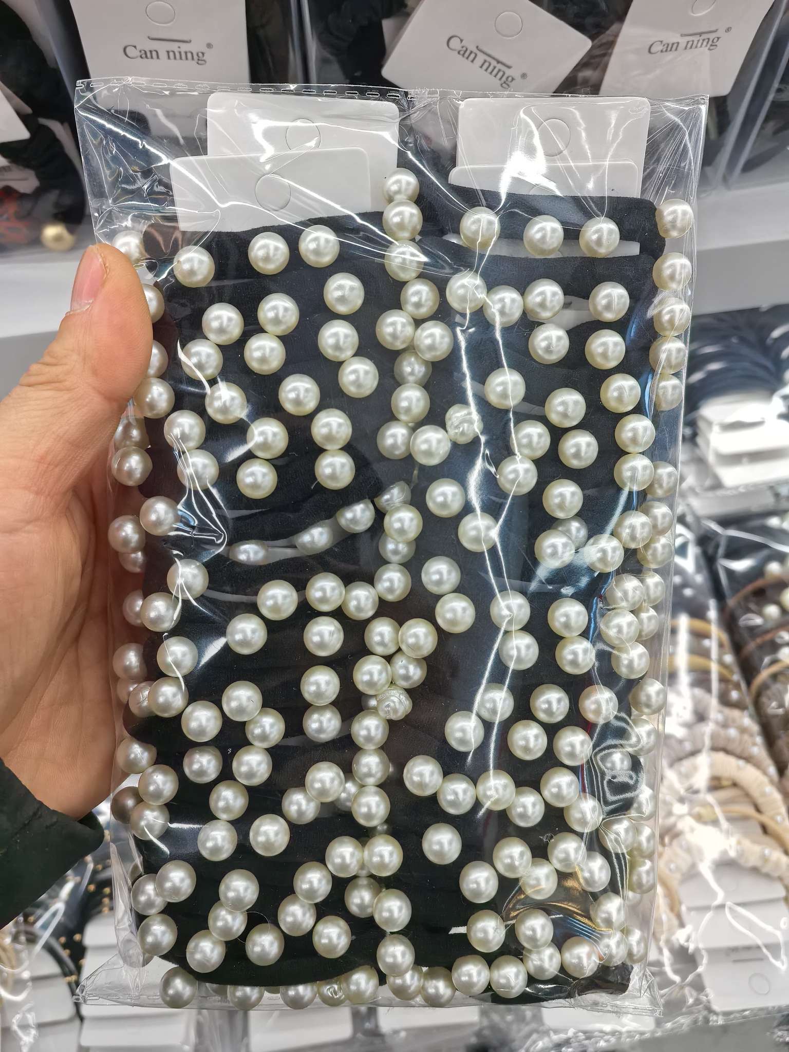 饰品店专卖发圈头饰 头绳发饰精致发圈 头饰品独特设计时尚女士必备 西布伦饰品 饰品店专卖发圈头饰 头绳发饰精致发圈 头饰白底实物图