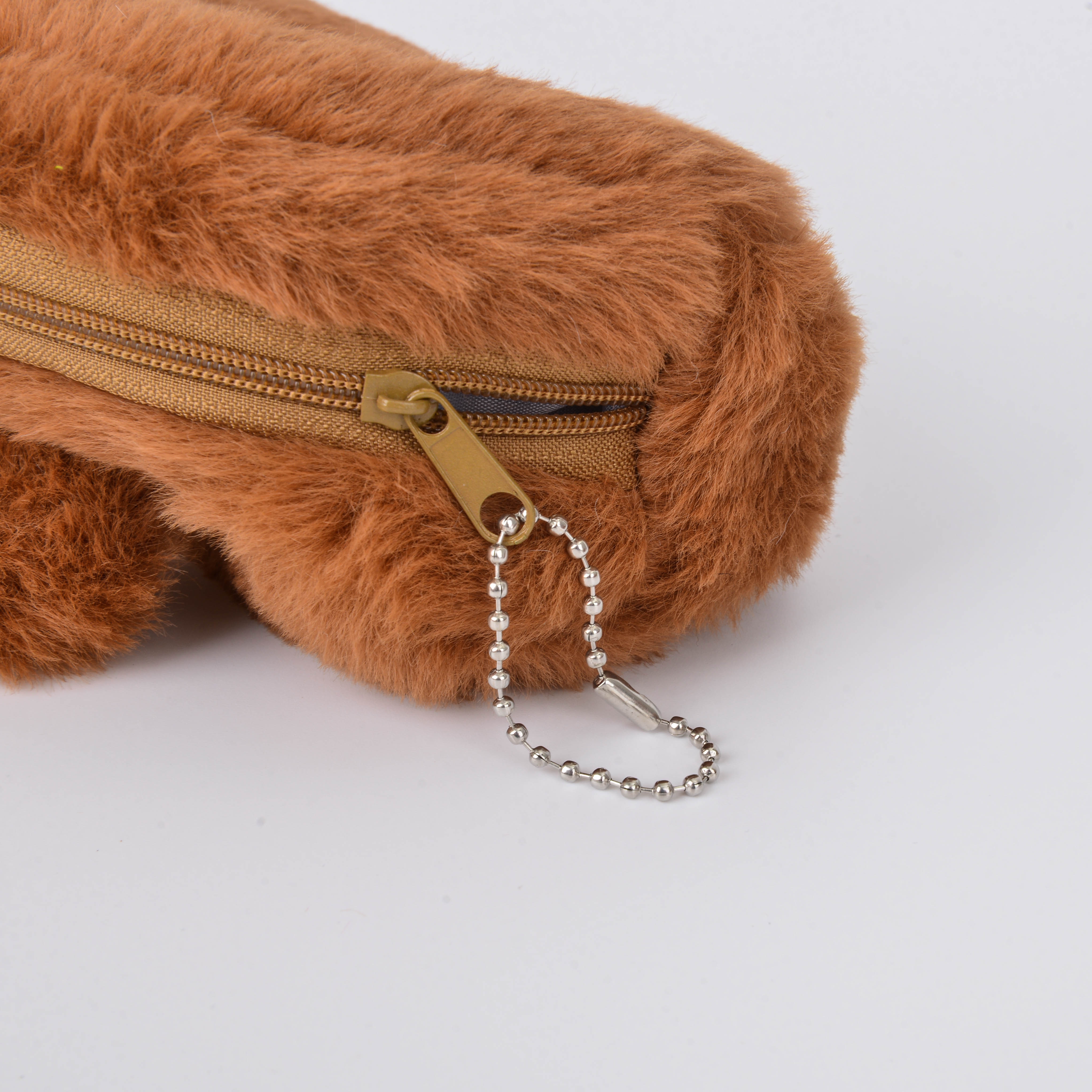 The same style of Capibala plush pen case as Xiaohongshu, cute cartoon stationery storage bag, large-capacity stationery box Item Picture