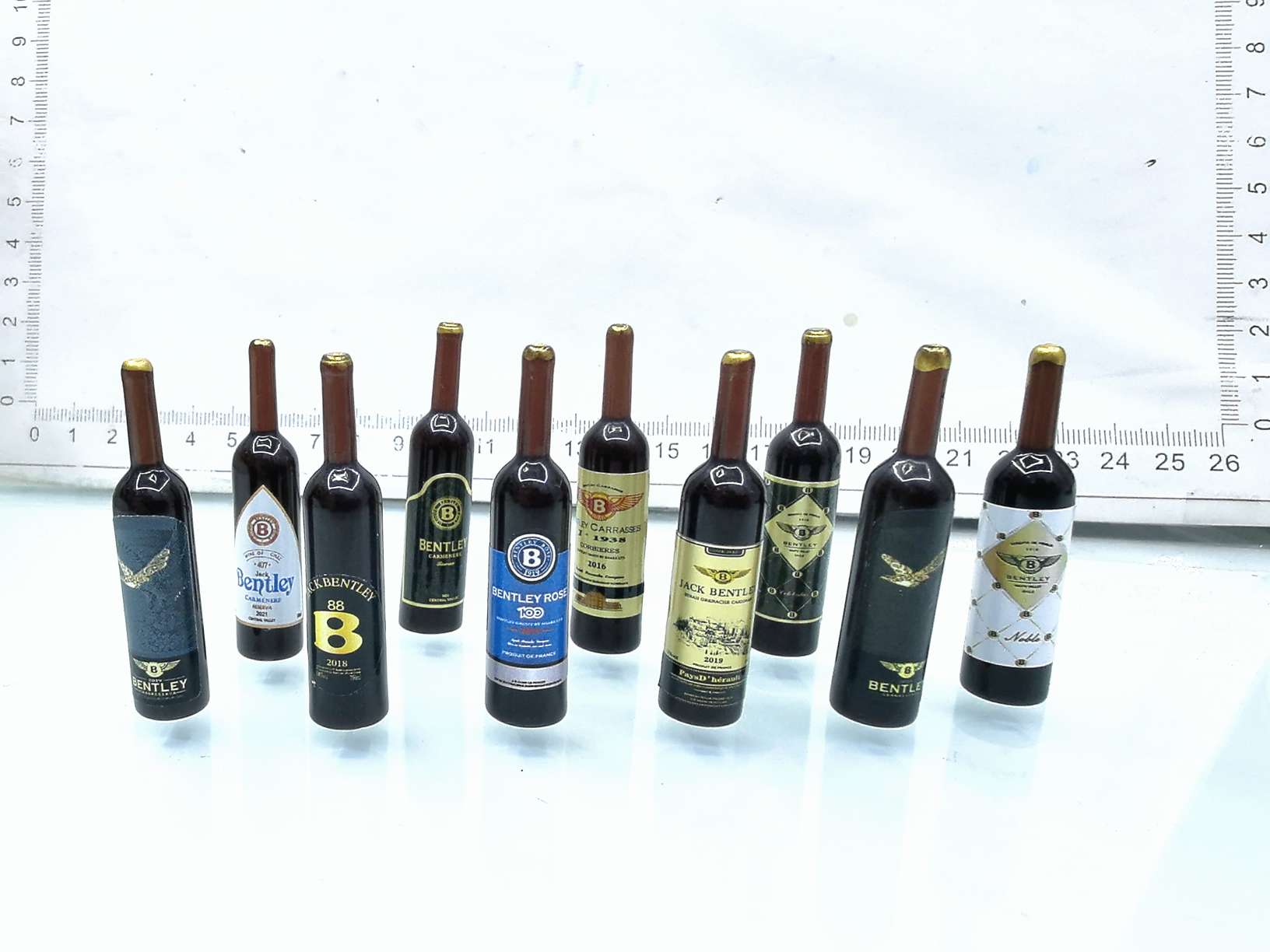 仿真微缩食玩树脂小酒瓶diy迷你红酒超市便利店玩具过家家产品图