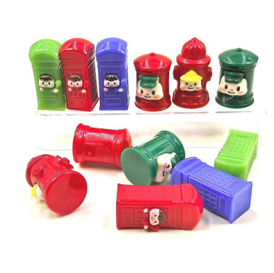 National Trend - Acrylic cartoon and animation handicrafts, keychains, plush hangers, oil-filled ornaments, exquisite gifts, keys, accessories, mailboxes, mailboxes, nostalgic fridge magnets, micro-landscape ornaments. 200 pieces in one package