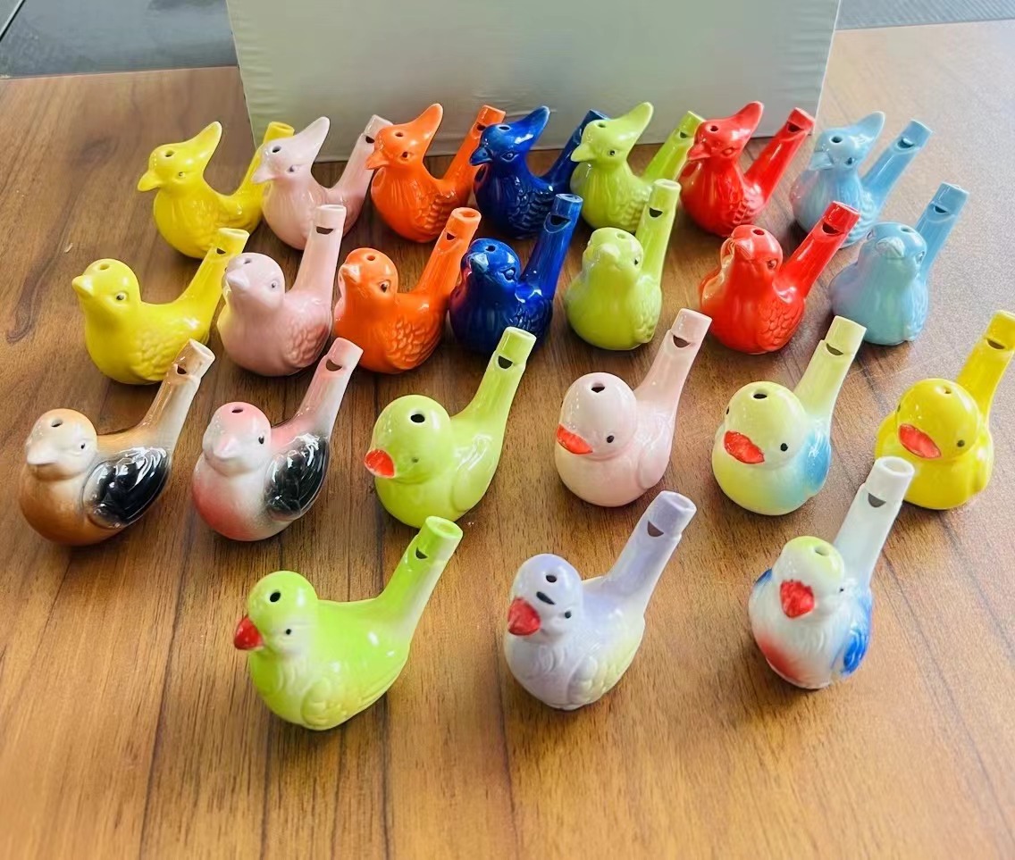 Kunkun Ceramics Ceramic Whistle Animal figurine, with water added to blow out bird sounds, children's creative and personalized toys wholesale Item Picture