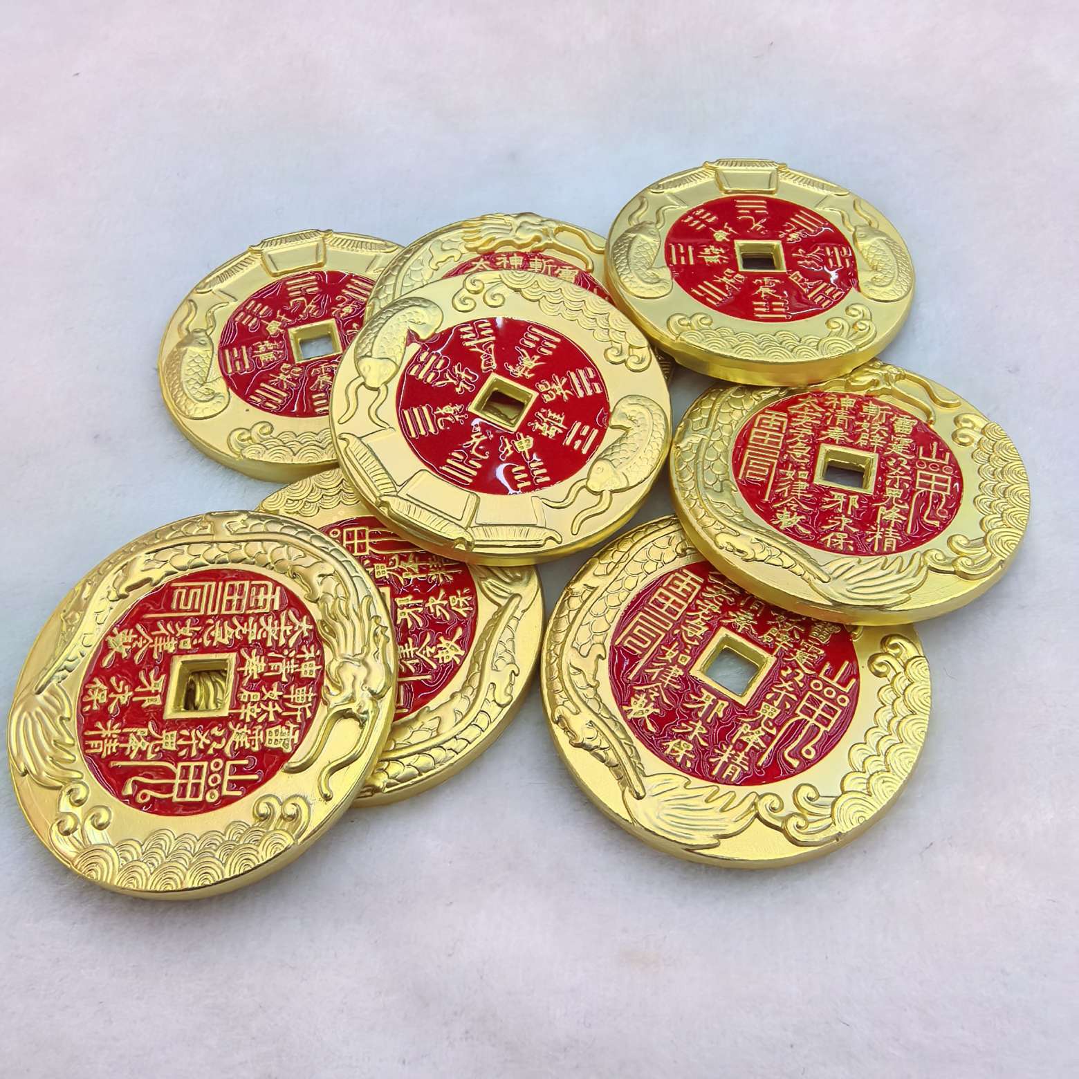 义乌市琳烺工艺品商行 黄铜加厚花钱 双色山鬼钱 4.5厘米加厚红色山鬼钱 黄铜配件批发详情图2