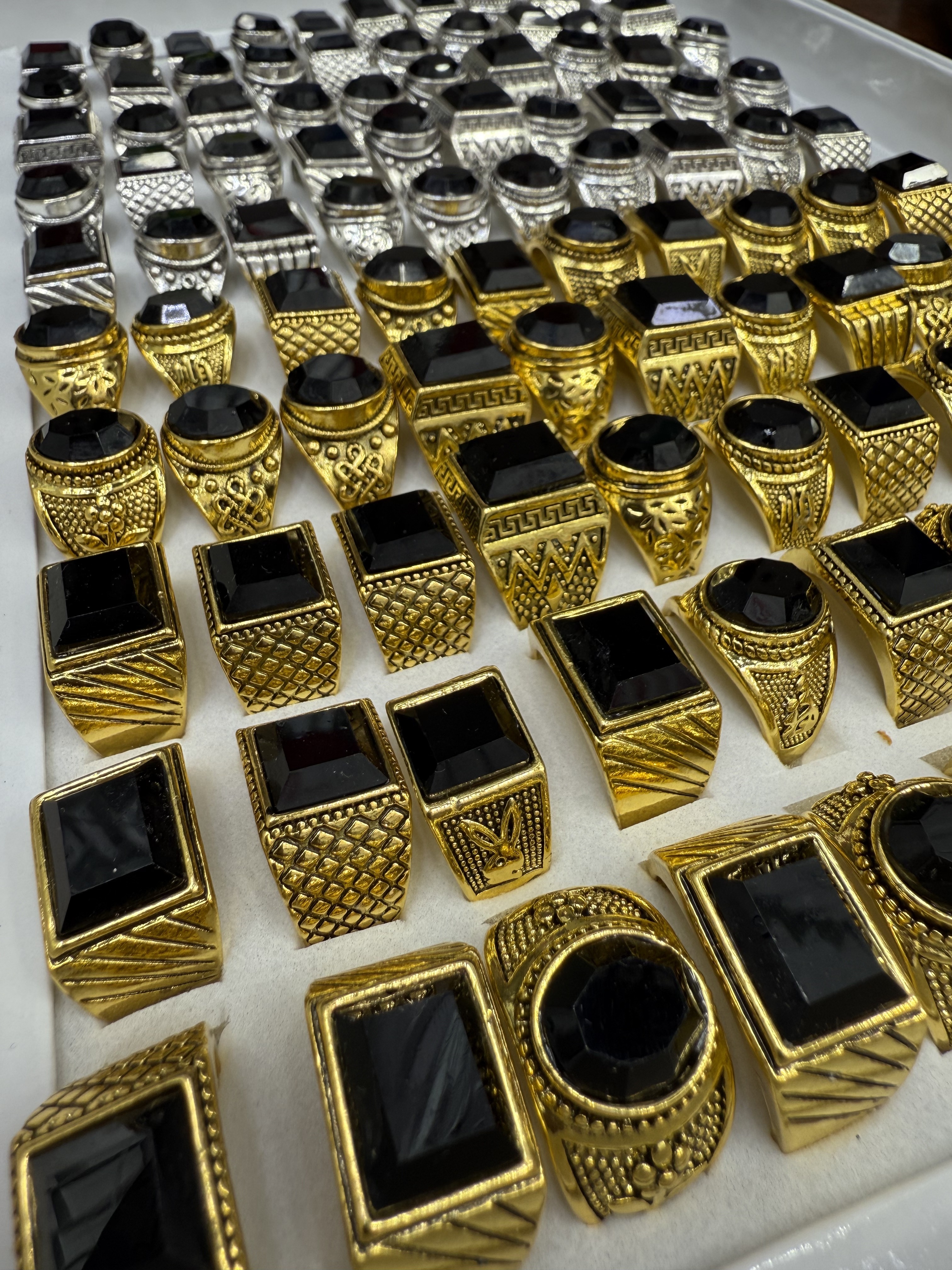 戒指/长城/锆石戒指/钛钢戒指/银指环白底实物图