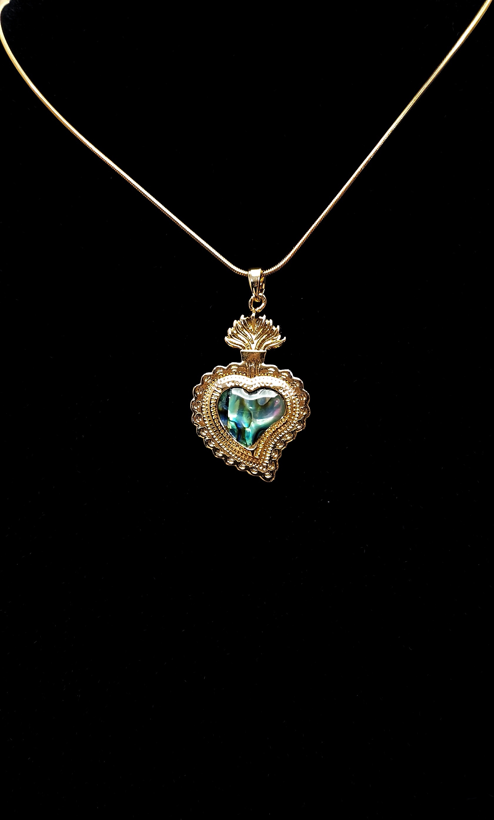 Spring 2025 Ocean Heart Atlanta Vintage Ocean Chopin High-end Necklace Heart-shaped Pendant Gift, a niche recommended jewelry for Valentine's Day