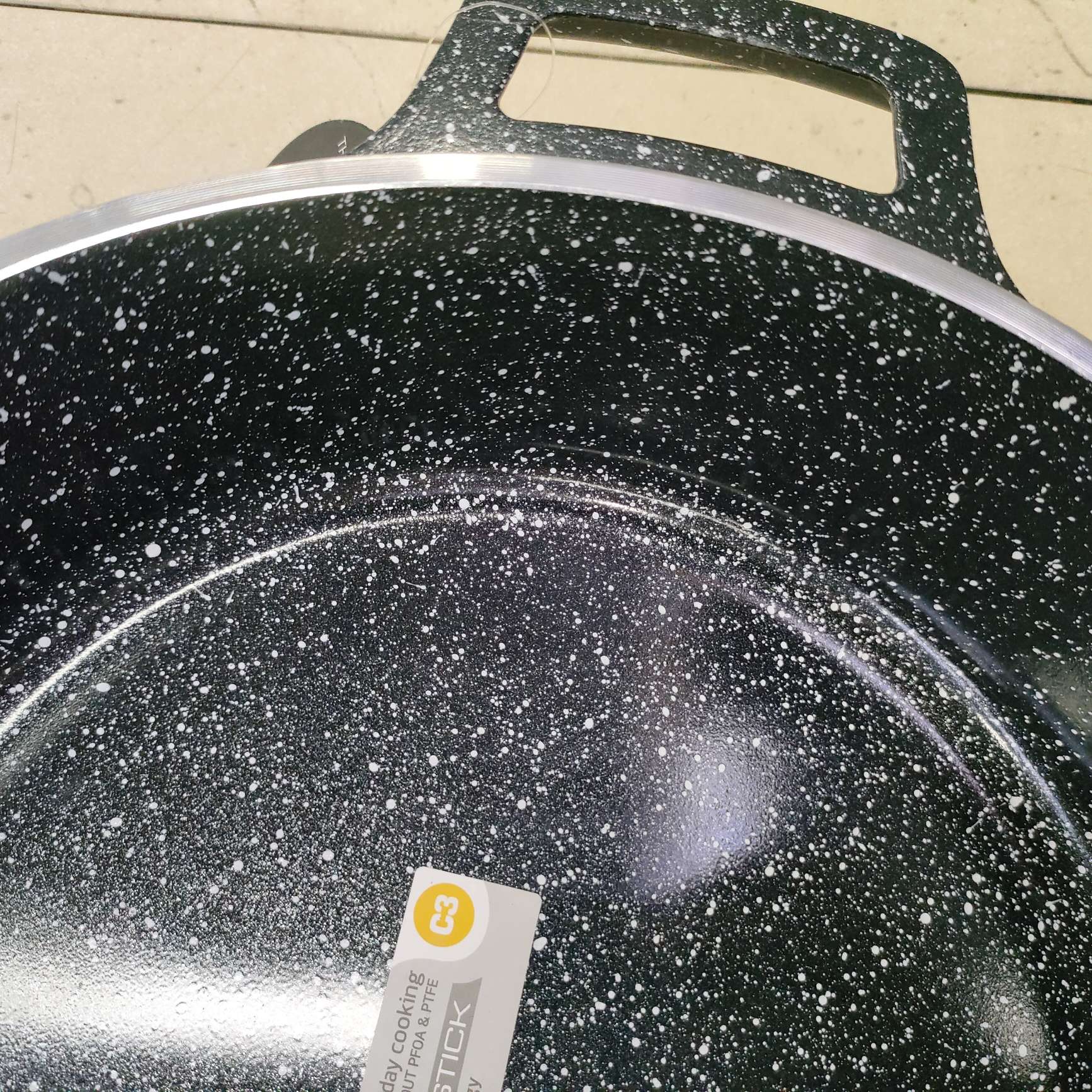 麦饭石不粘锅浅汤锅细节图