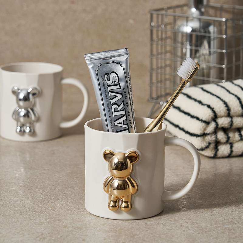 P25- Bear Mouthwash Cup, Home Simple Brushing Cup, Washbasin Cup, Children's Couple Pair, Plastic Creativity details Picture