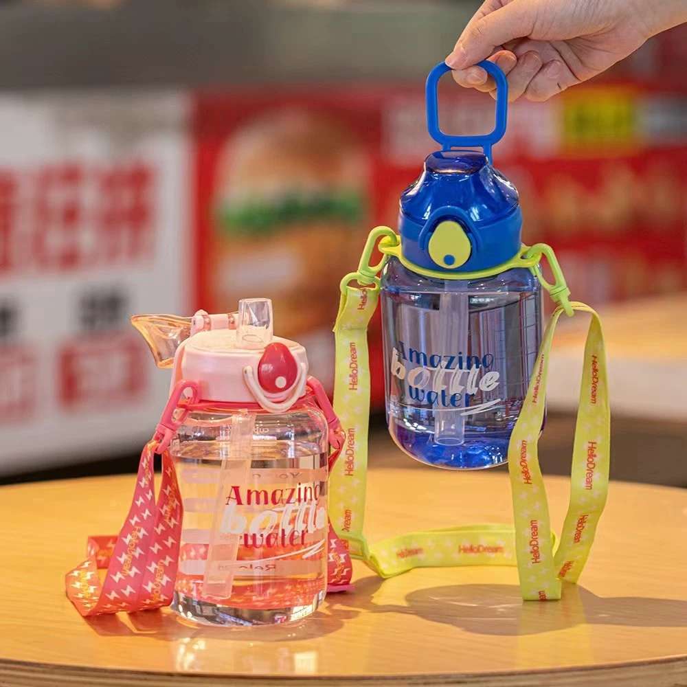 S150-TY-0935 Fitness and sports water Bottle, portable Large 700ml, high appearance level plastic cup for female students, summer Specification image