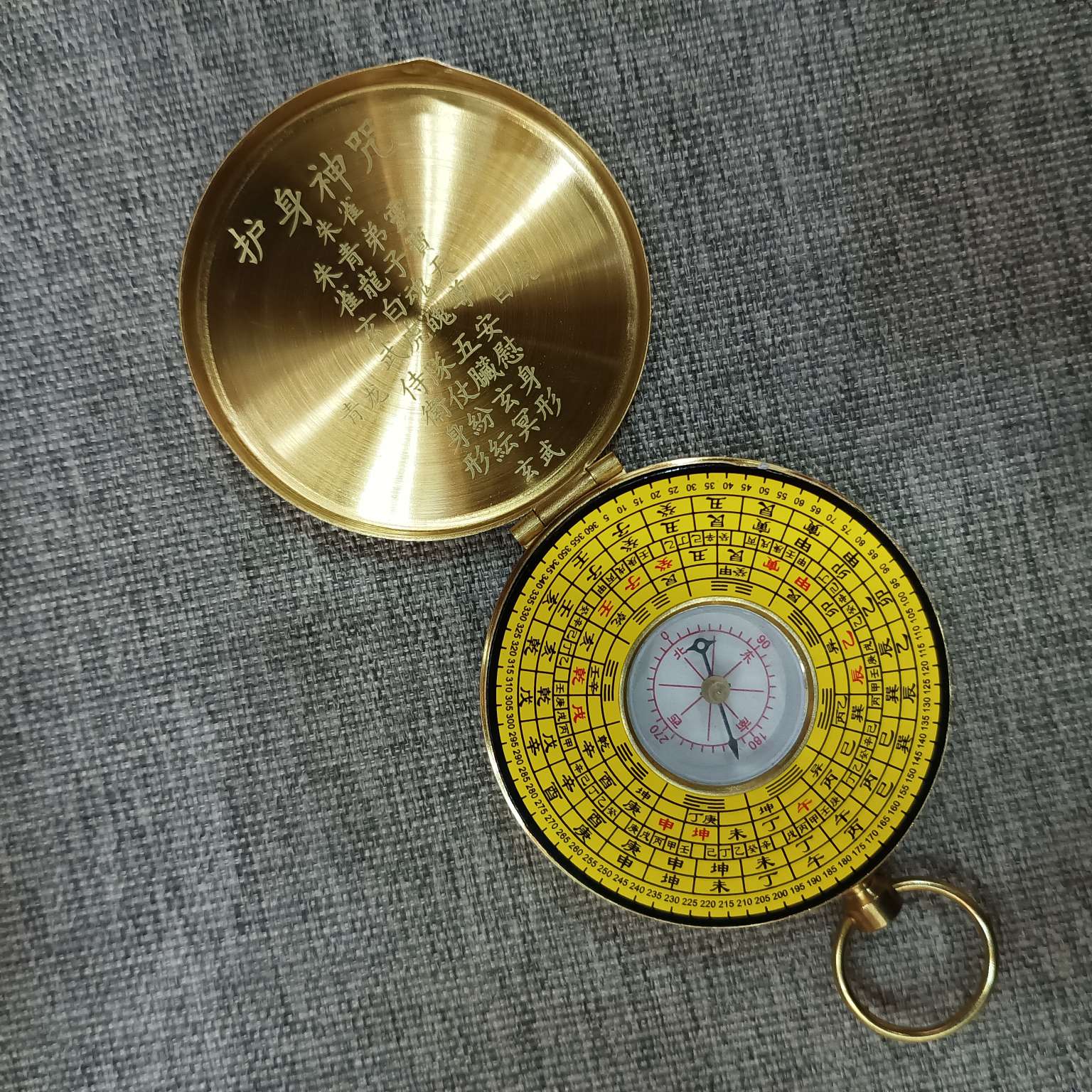 中公工艺铜罗盘罗经仪便携式罗盘小罗盘圆罗盘礼袋装5公分详情图3