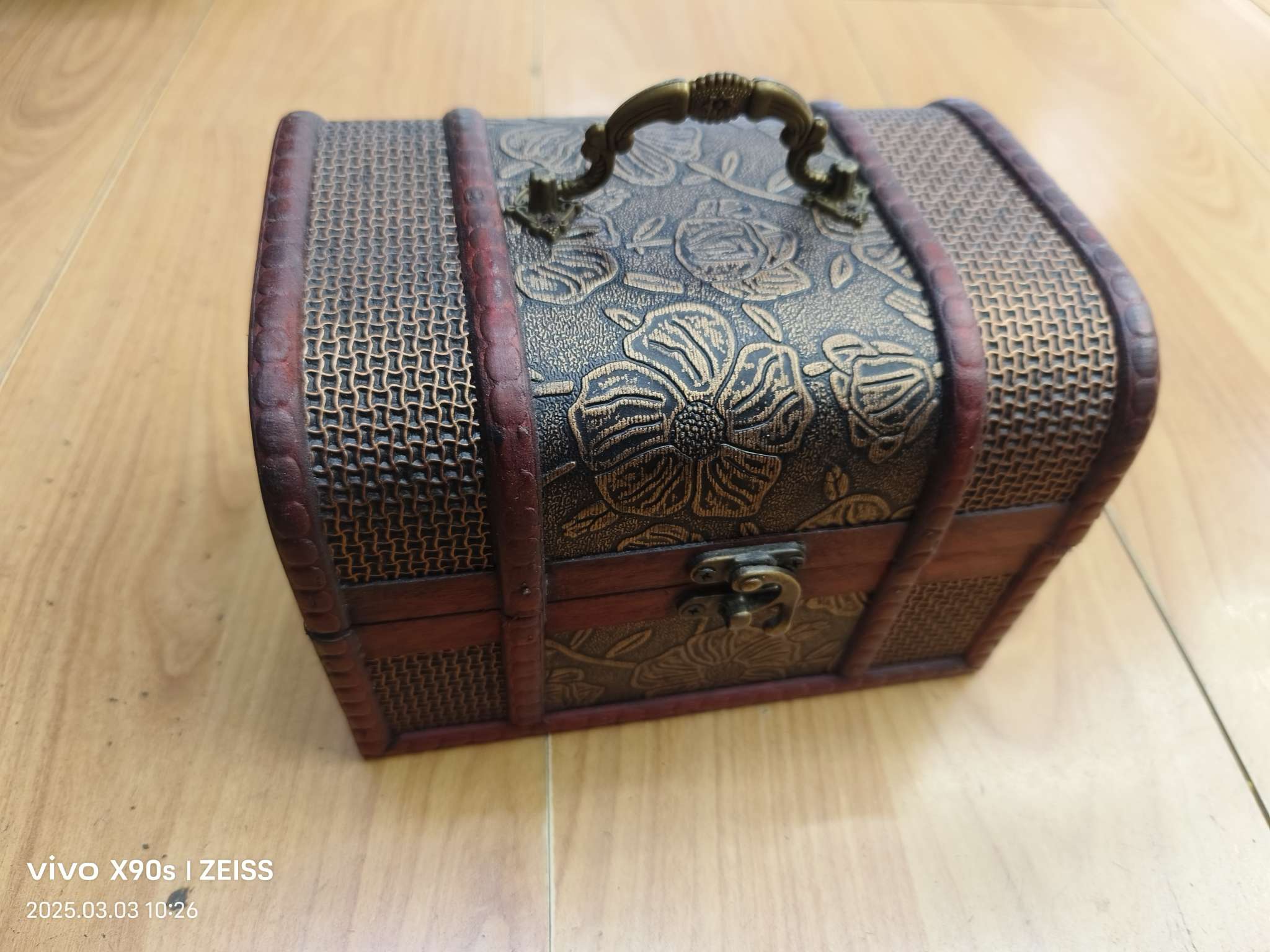 主题木雕工艺品 木制品礼品 木质工艺品精品 高级木制工艺品赠品 环保木质工艺品装饰品