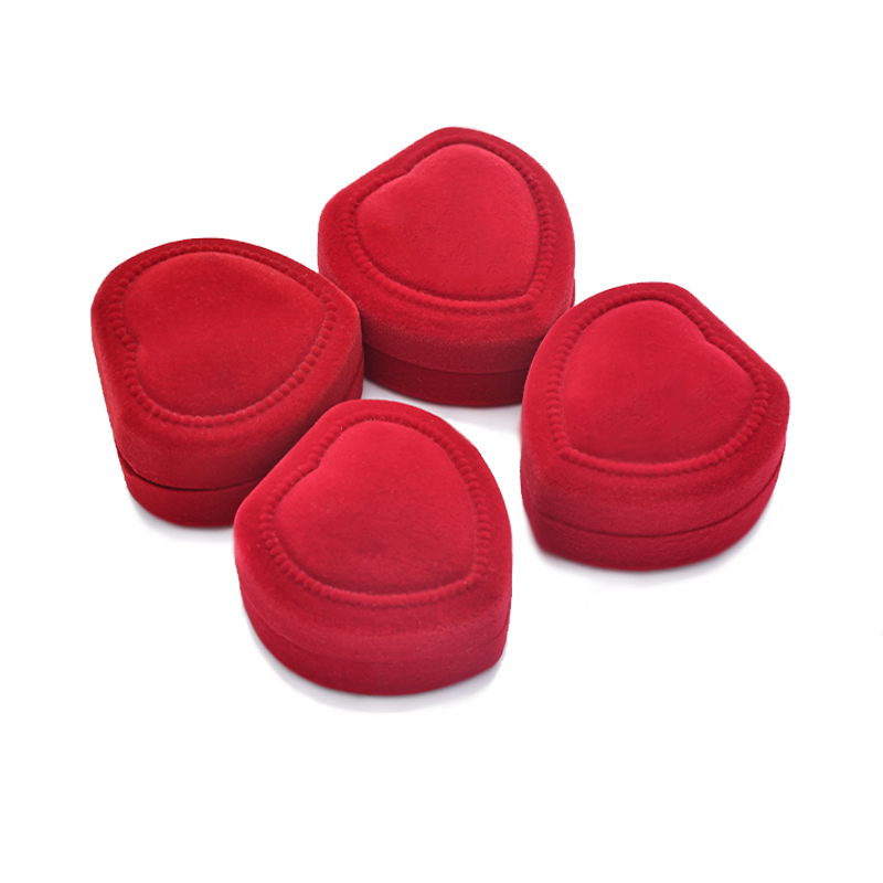 Jewelry and gold heart-shaped ring box, flocked jewelry box