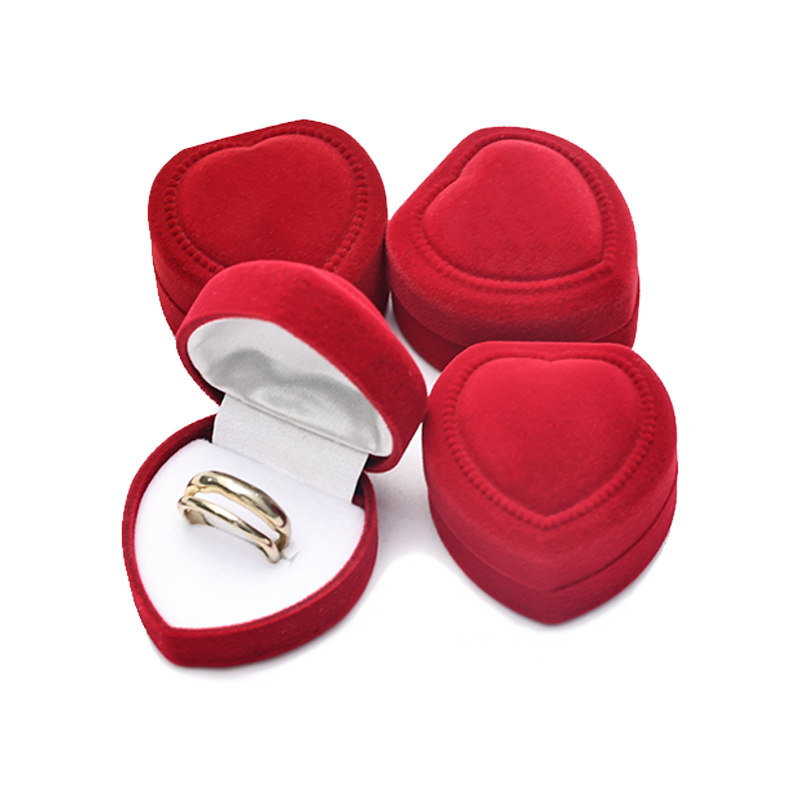 Jewelry and gold heart-shaped ring box, flocked jewelry box Specification image