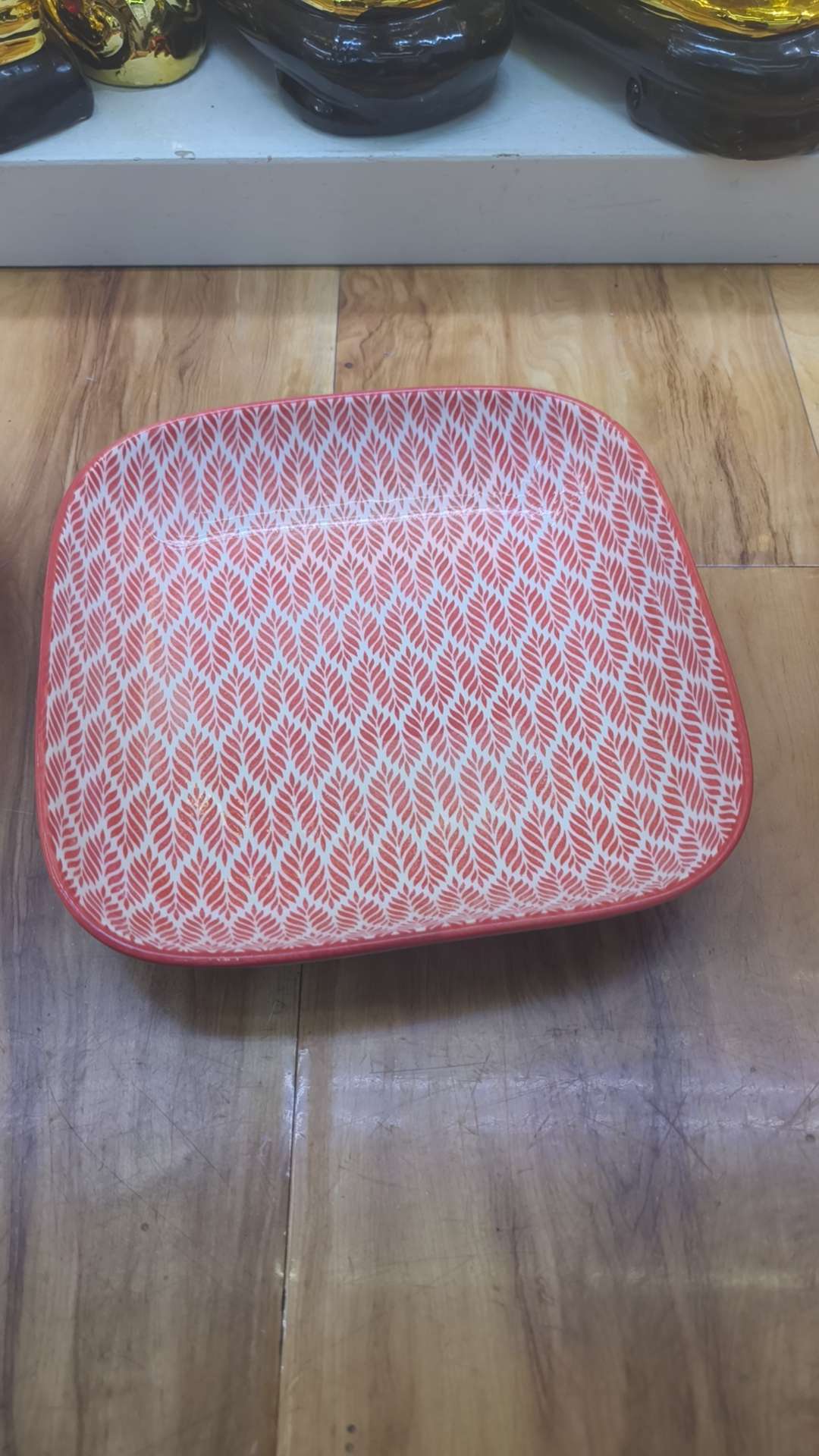 中东风格陶瓷餐具套装 碗碟盘子一应俱全 日用百货餐具精选 金边系列产品价格实惠美丽 款式众多碗碟盘子陶瓷餐具白底实物图