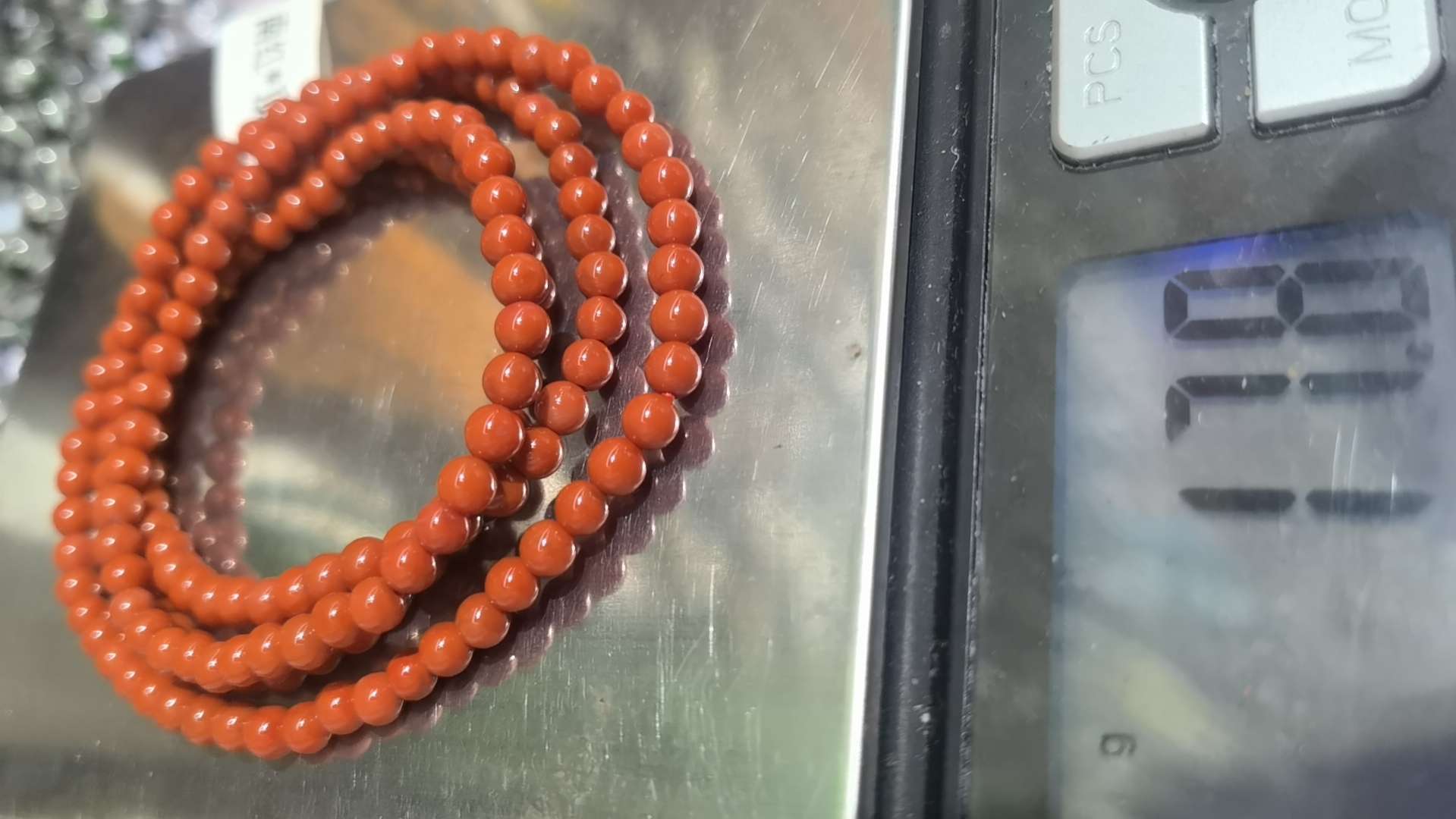 Natural crystal jadeite jewelry, natural south red jadeite rare jewelry, exquisite and elegant garnet chalcedony pendant jewelry detail image 7
