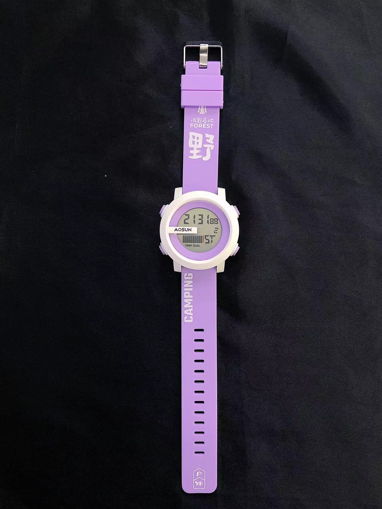 The new watch is a compact and stylish electronic watch for junior and senior high school students with a high level of appearance. It is suitable for students to take exams and has multiple functions details Picture