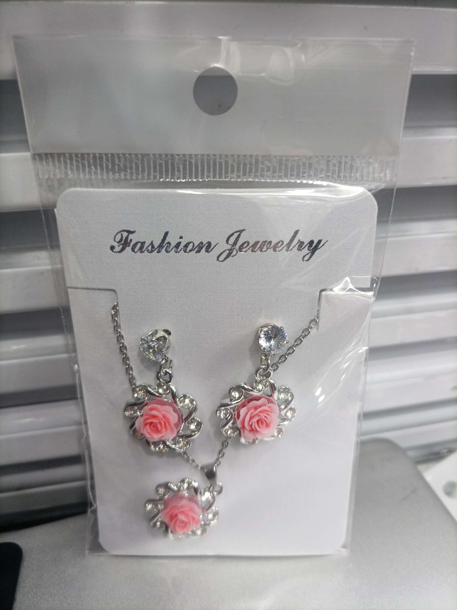 中东合金吊坠纯银项链 珍珠链条女款拼接气质珍珠项链 高档饰品项饰精致优雅详情图6