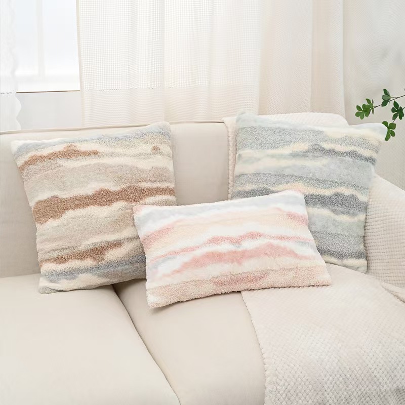 Junbao Printing and Dyeing's niche, fashionable and light luxury rabbit fur and sheep curly fur throw pillows with cores can be customized for export. Large quantities of fabrics can be ordered for production Item Picture