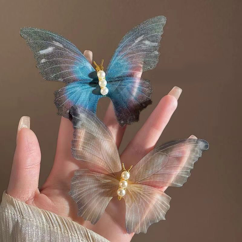 Ethereal and dynamic chiffon butterfly hair clips for women taking photos, forest-themed retro high-end side clips, pearl elegant hair accessories wholesale, hair clips, hair accessories, headwear detail image 2