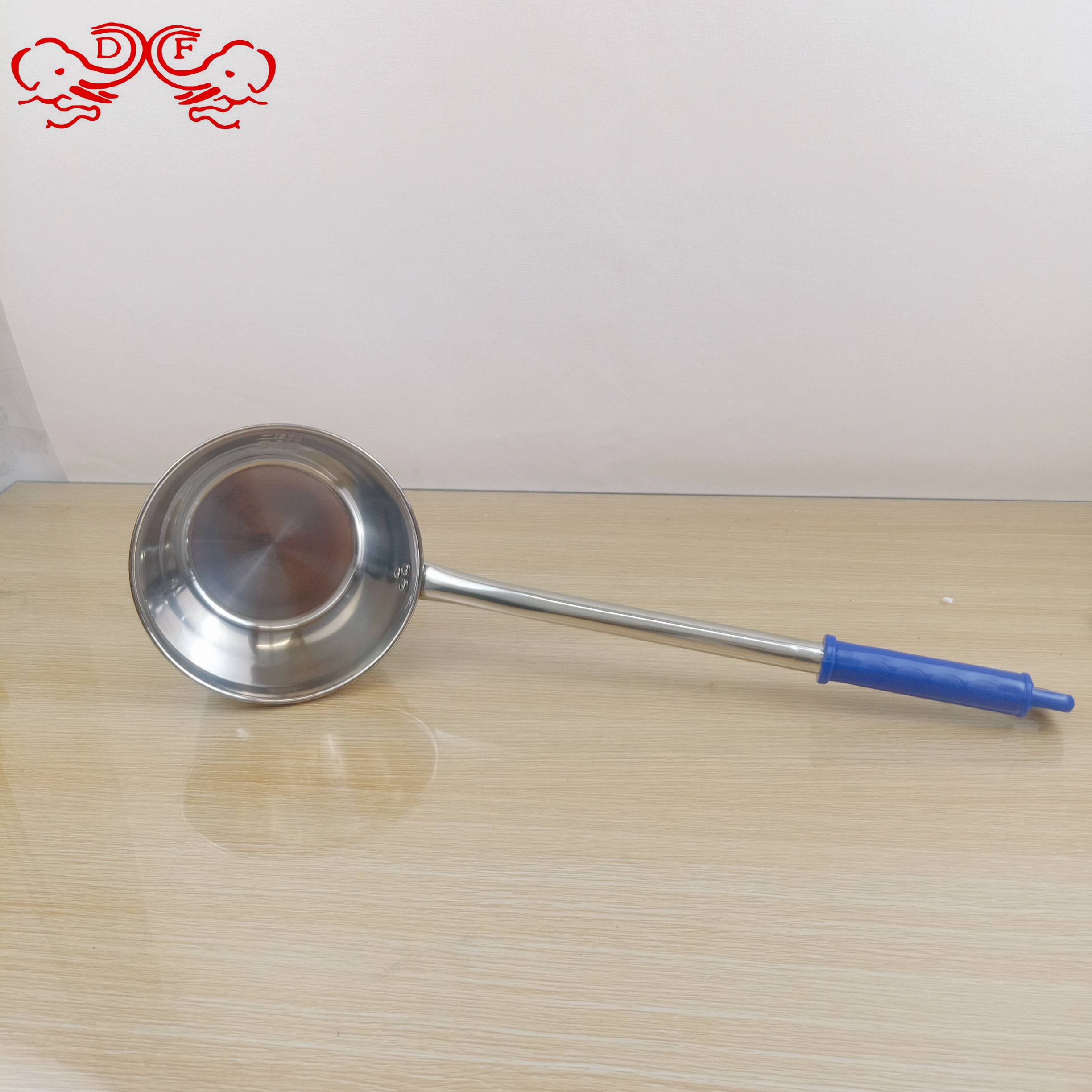 DF68869 stainless steel water spoon with long handle, kitchen ladle, water shell with scale, thickened, commercial soup spoon, canteen long handle porridge spoon, DF TRADINGHOUSE details Picture