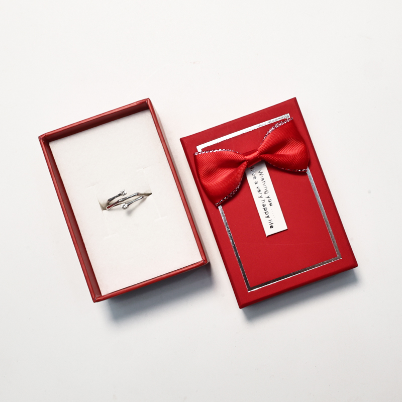 New type of paper box Christmas gift box and accessory packaging box Application Scenario