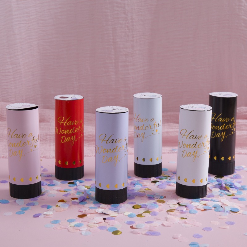 Wedding firecrackers, wedding spray flower tubes, small firework shells, hand-twisted firework cannons, wedding gift tubes, flower petal rain, wedding supplies details Picture