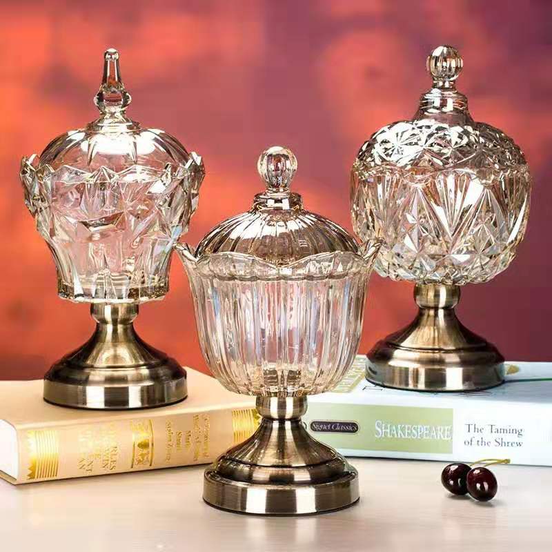 Glass fruit plate, crystal glass fruit plate, glass vase, crystal glass candy jar, high-end European-style piggy bank, glass candy jar, Yangxuan TG512