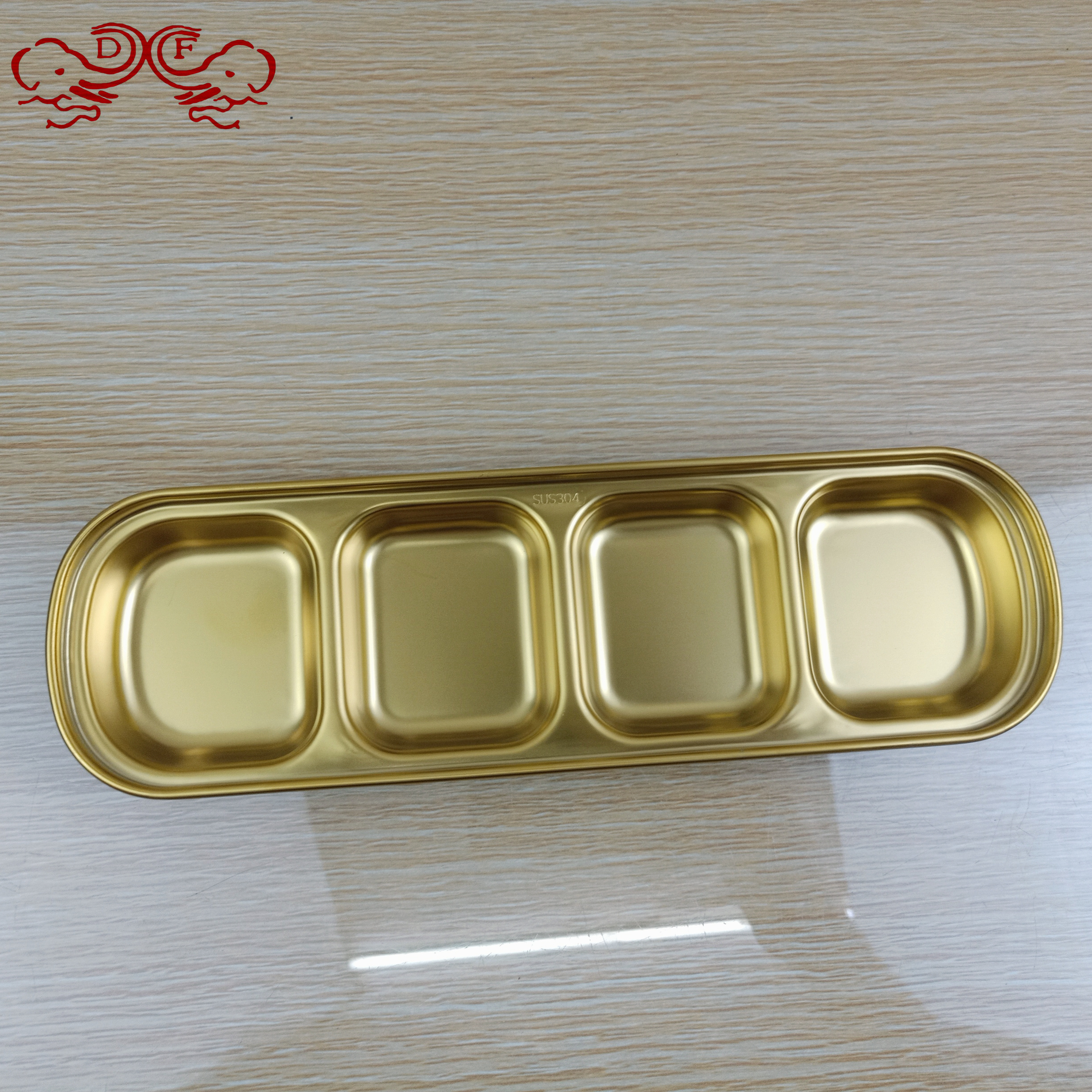 DF8866، صحن شوي كوري كوري مع صلصة الشجر الذهبي مع صلصة DF Tradinghouse Item Picture