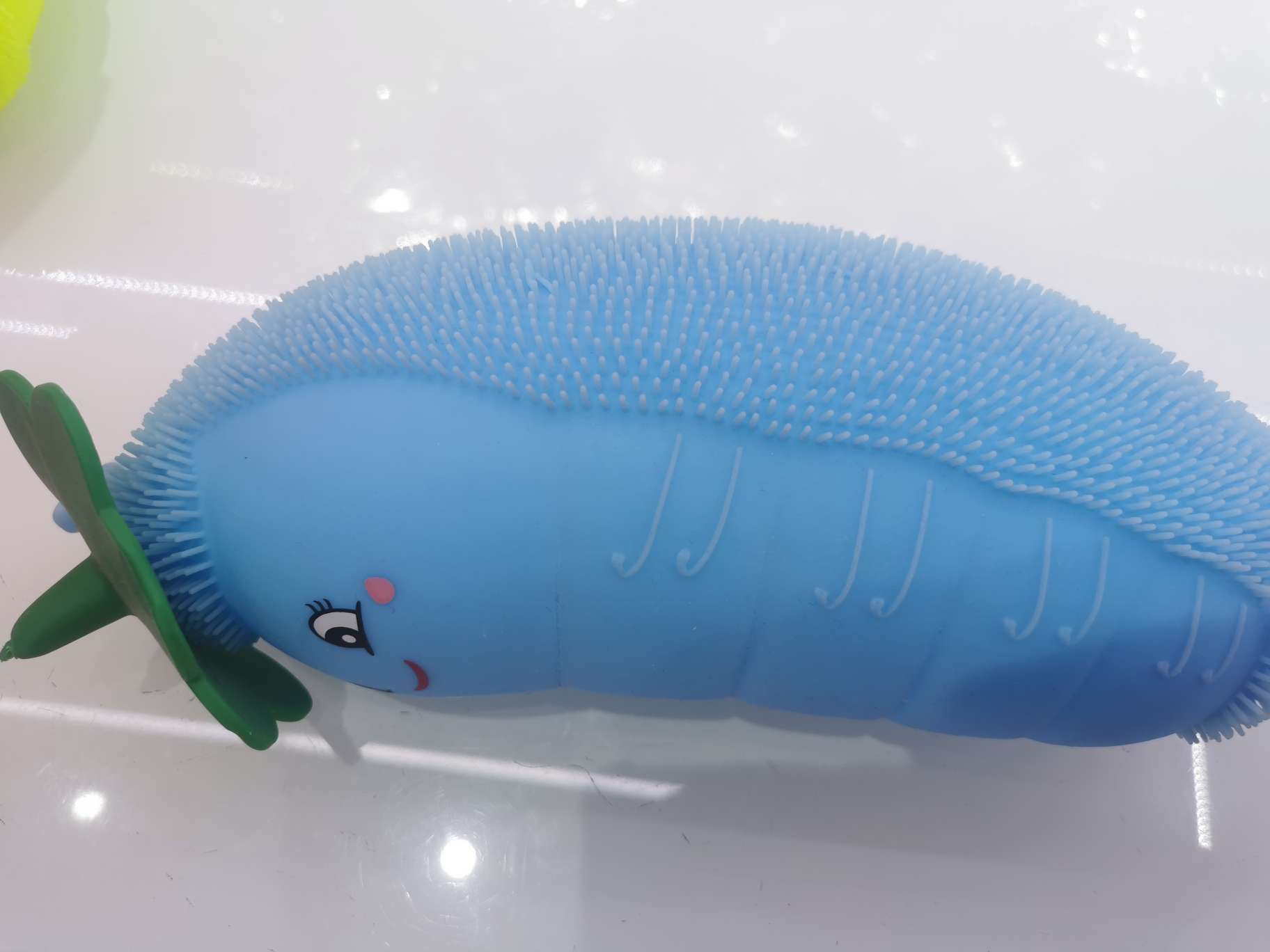 儿童玩具毛毛茄子系列产品图