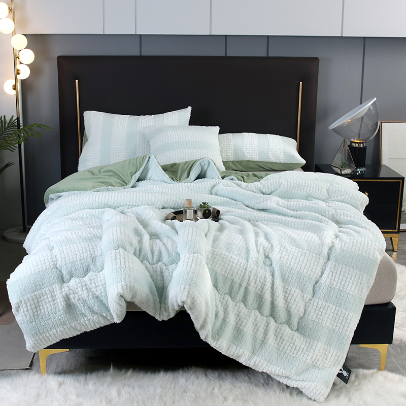 Junbao Dyeing's autumn and winter collection of rabbit fleece, Teddy fleece, light luxury blanket, moon fleece, multi-functional dyeing, four-piece set, thickened quilt, export and foreign trade customization, wholesale in stock, four-piece bed set details Picture