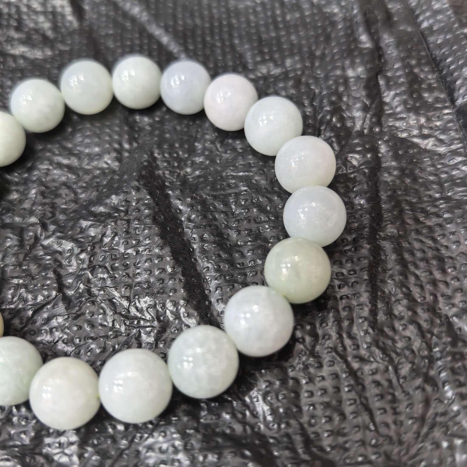 A-grade jade bracelets, tourist street stalls, handicrafts, ornaments, couple bracelets detail image 2