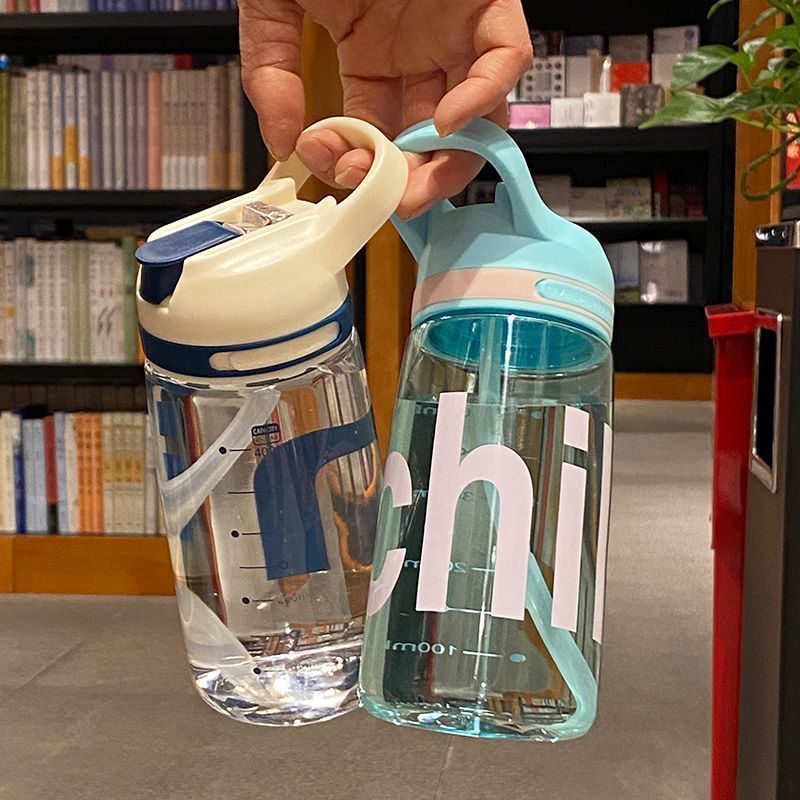S150-TY-0815 New simple pop-up plastic cup with straw cup Outdoor sports with graduated children's water cup Application Scenario