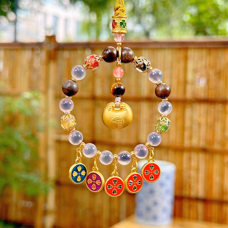 Wholesale of the same style of sugar heart agate car hanging bags and car rearview mirror hanging accessories from the manufacturer Item Picture