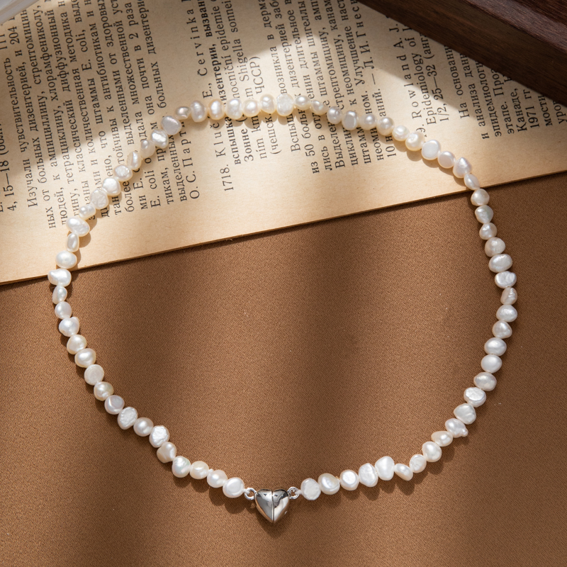 Heart-shaped magnetic clasp Baroque natural freshwater pearl necklace