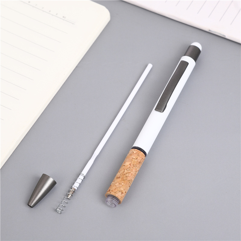 Ballpoint pen Metal ballpoint pen with bamboo metal pen can promote high-grade gifts ballpoint pen capacitor pen Item Picture