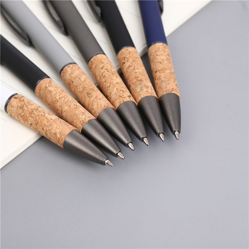 Ballpoint pen Metal ballpoint pen with bamboo metal pen can promote high-grade gifts ballpoint pen capacitor pen Specification drawing