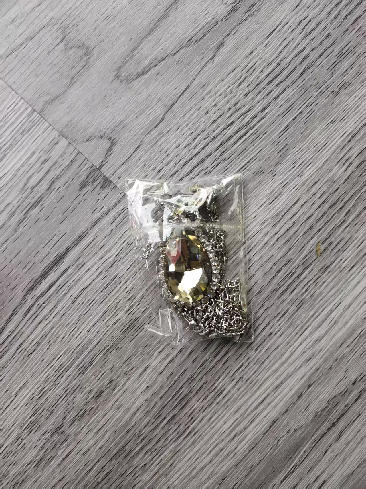 钻石项链