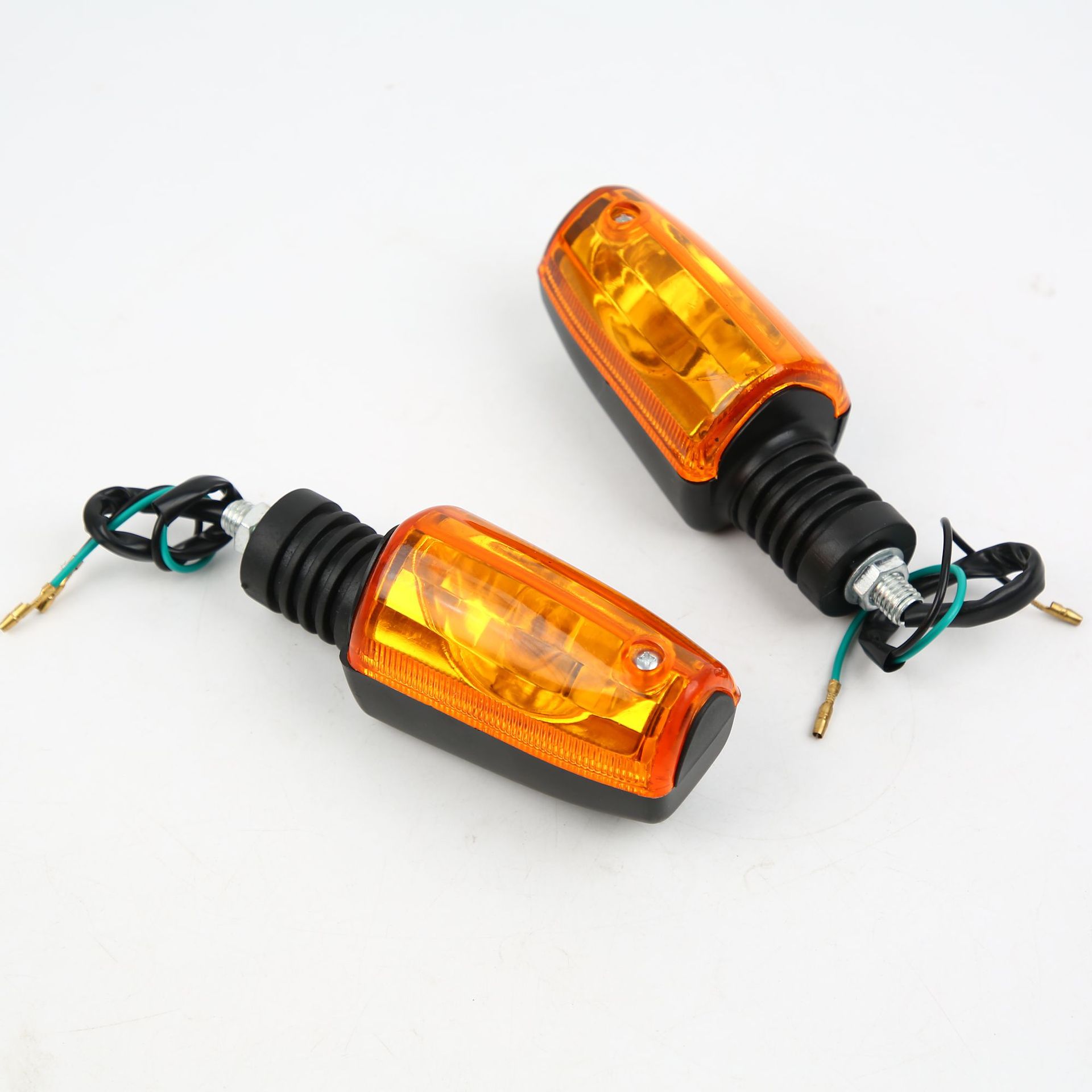 Suitable for Suzuki Kawasaki ZX 6R Z750S KLE VERSYS motorcycle turn signal lights Application Scenario