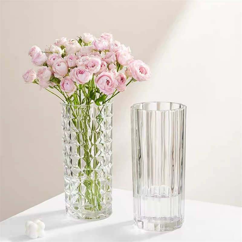 Extra-large vase, simple crystal glass, transparent display item, living room dining table, water-grown lucky bamboo, dried flower arrangement, straight tube Application Scenario