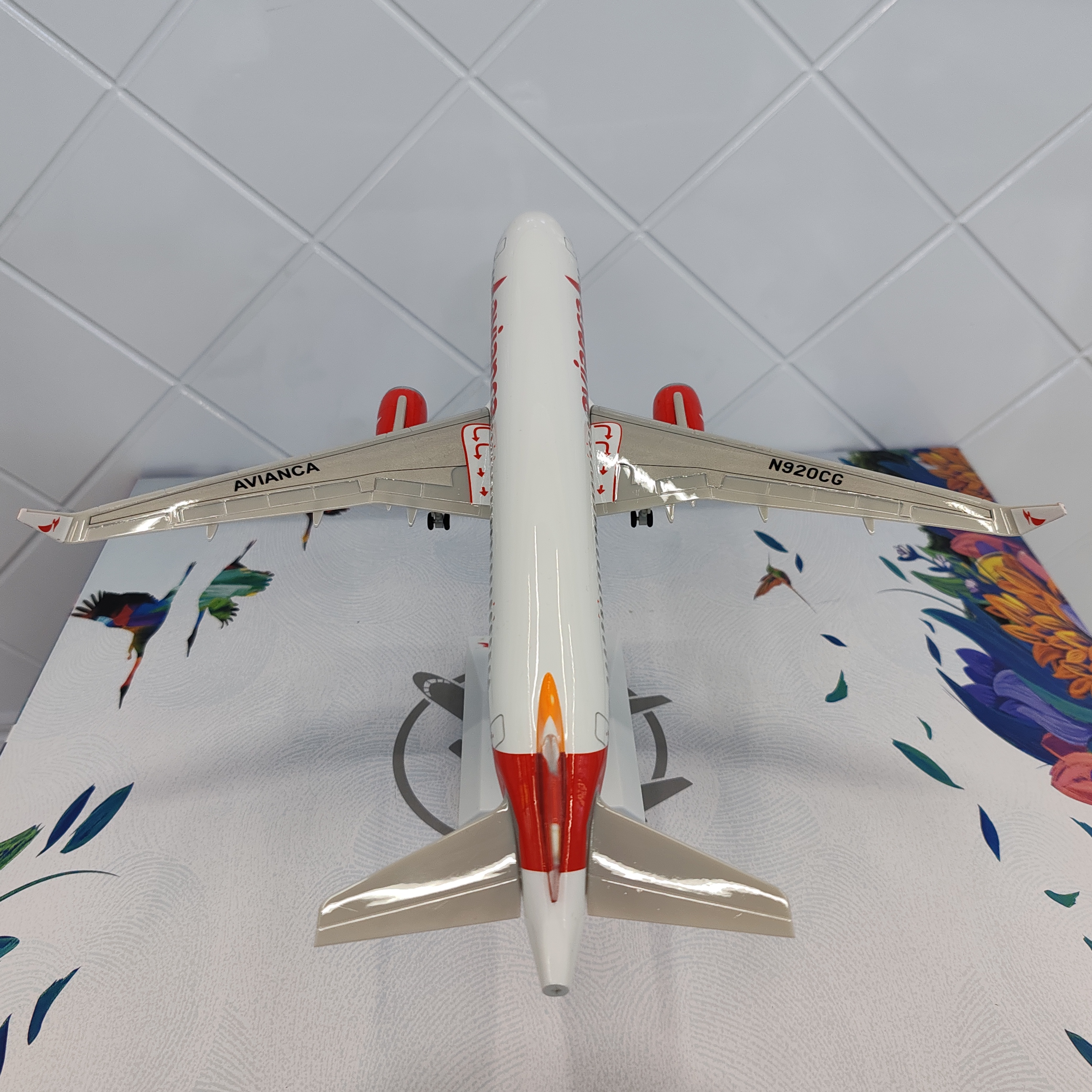飞机模型(A320哥伦比亚Avianca航空飞机模型)仿真飞机模型 ABS飞机模型 LED声控飞机模型 航空 模型详情8