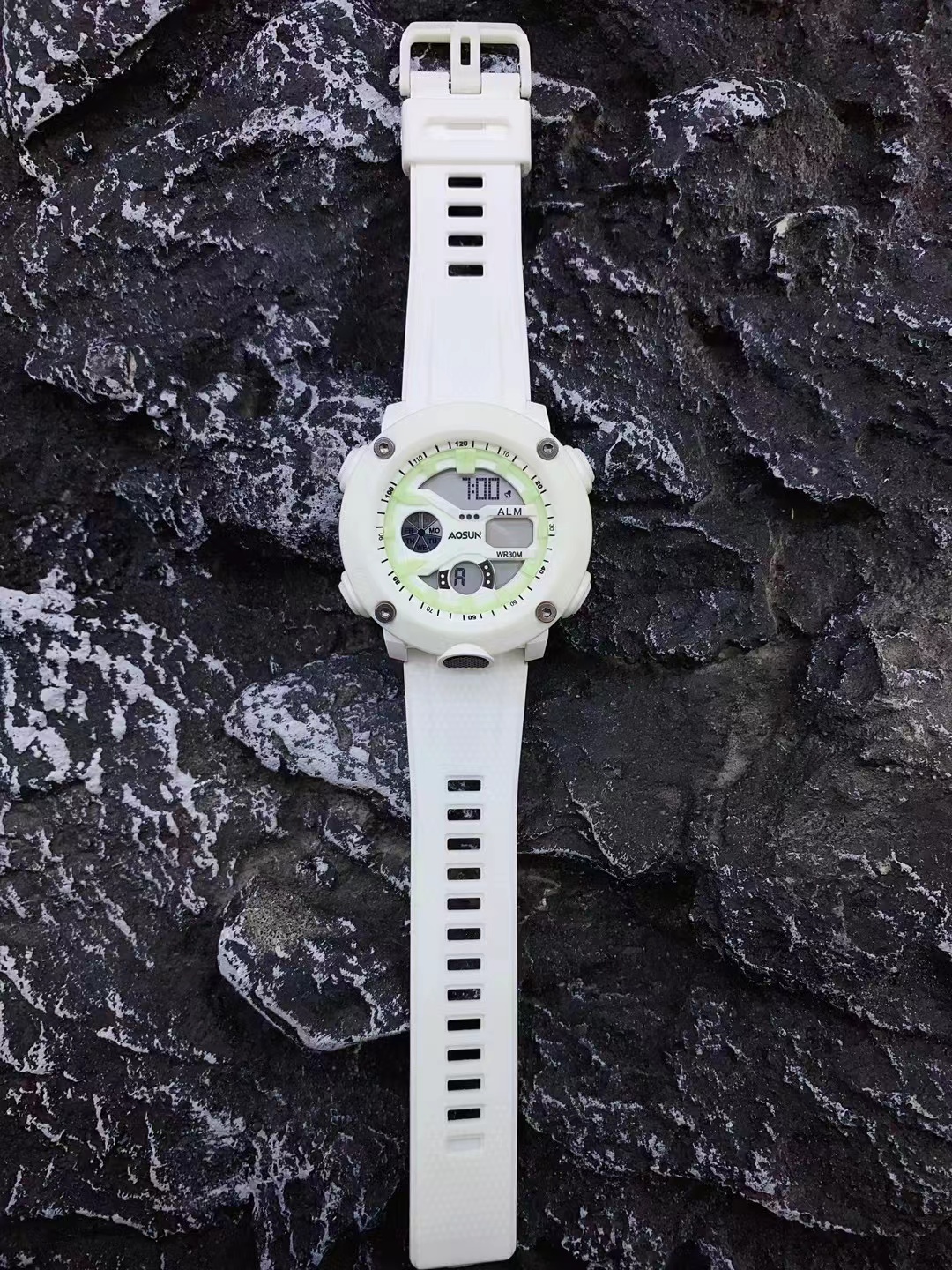 AOSUN electronic watch for girls, junior and senior high school students, waterproof and multi-functional student watch for girls, youthful campus style Application Scenario