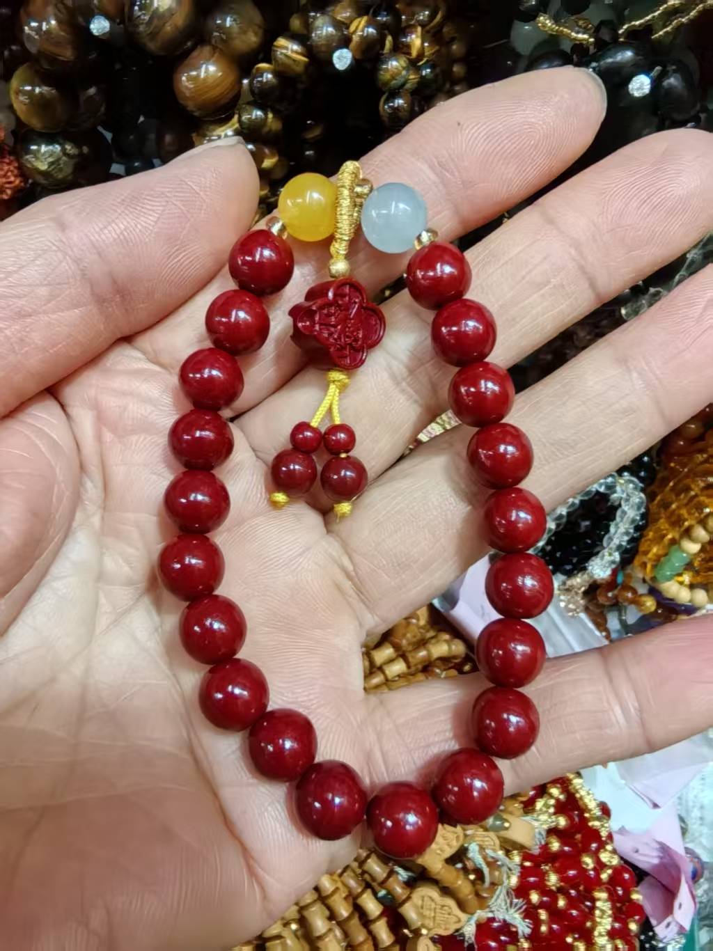 水晶手链女士款 饰品手饰水晶手串 时尚潮流饰品 精美手链 高档水晶手饰朱砂手链