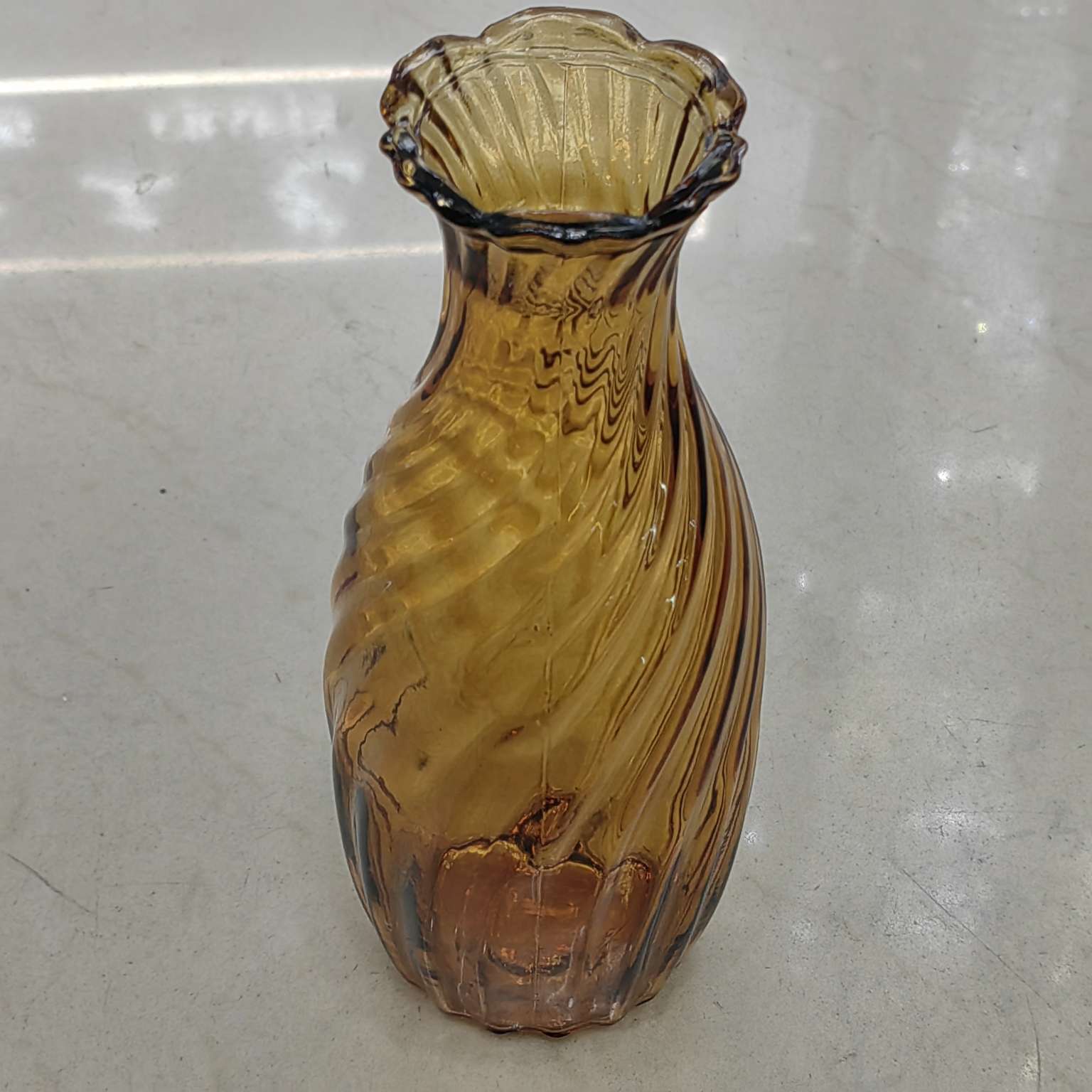 装饰花瓶实物图