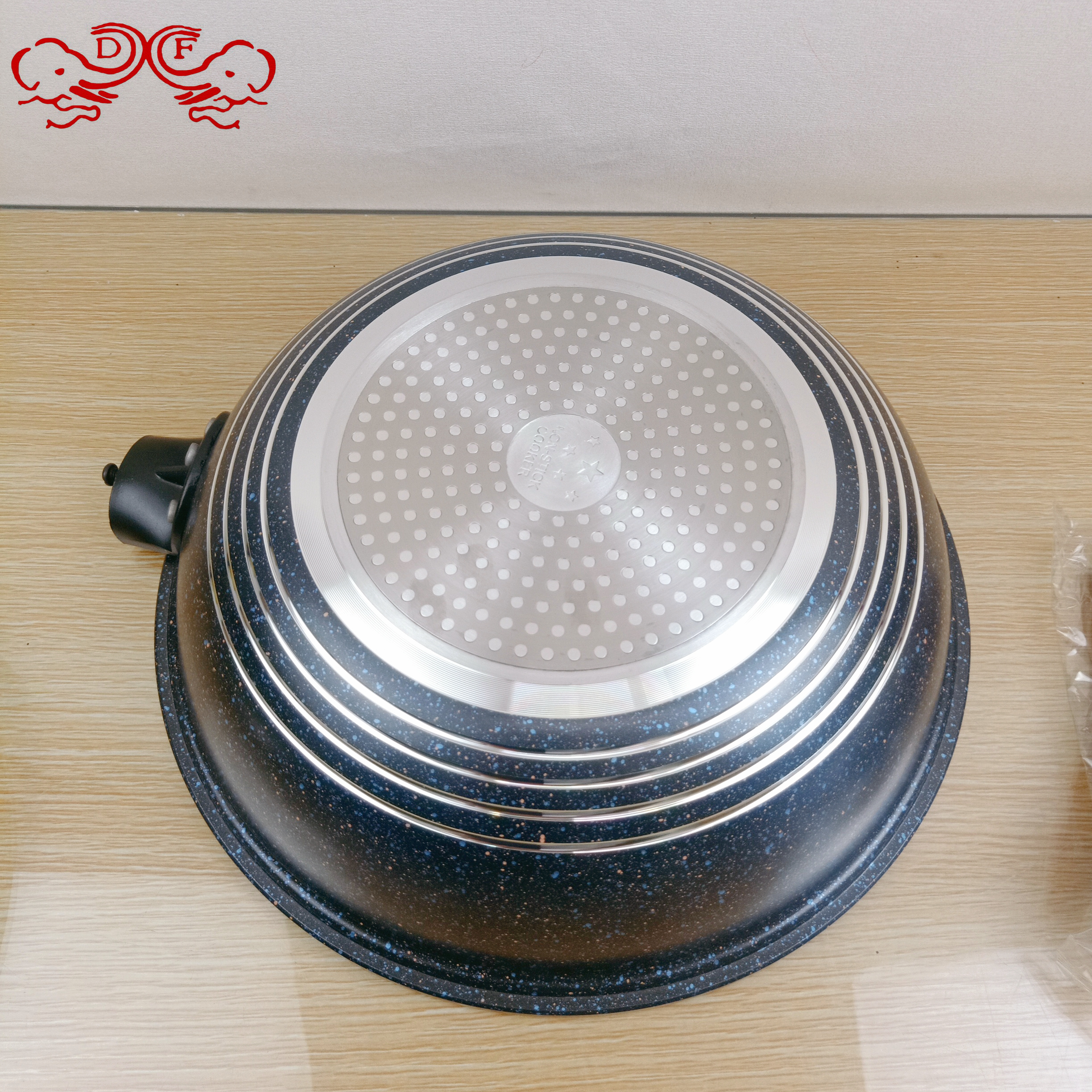 DF99392 double-bottom wok, gas universal flat-bottomed iron wok, tourmaline non-stick wok, DF TRADINGHOUSE Specification image