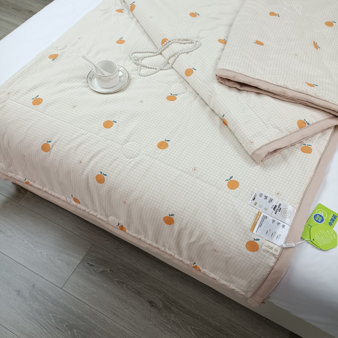 The 2025 new milk print phone summer quilt is fresh and cute. A large quantity of summer cooling quilts and air-conditioned quilts are in stock for export pic 2